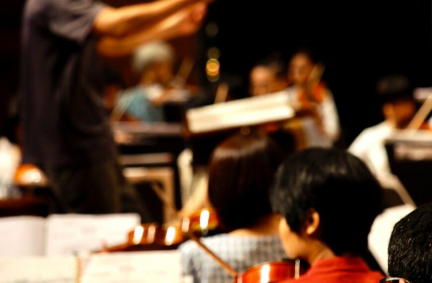 The story of a speech disorchestrated