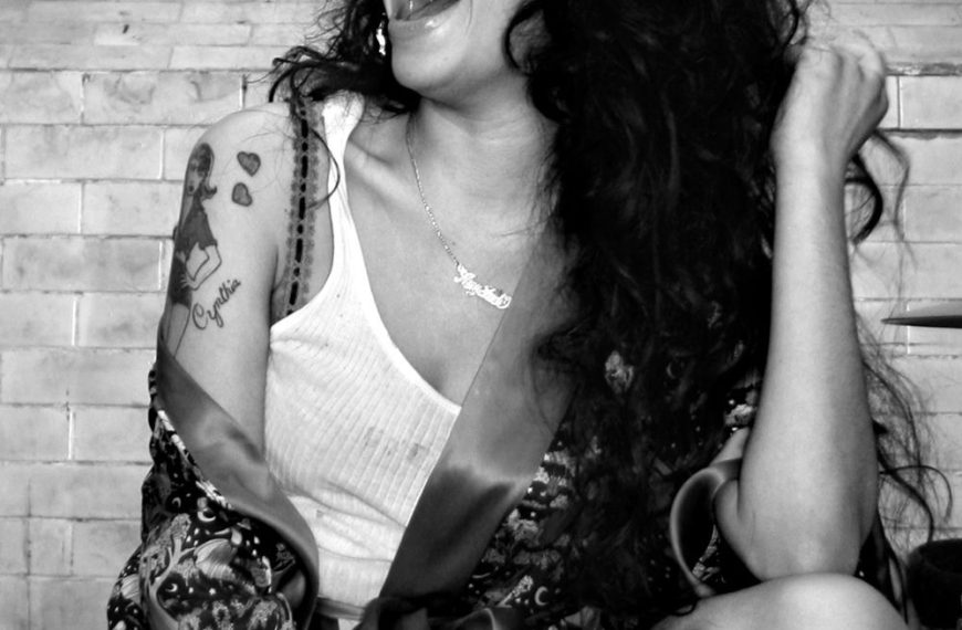 Songsmith Amy Winehouse creates a new standard